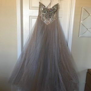 Sherri hill gown